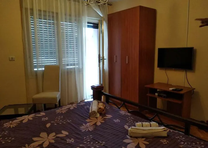 Apartment Sweet Dream